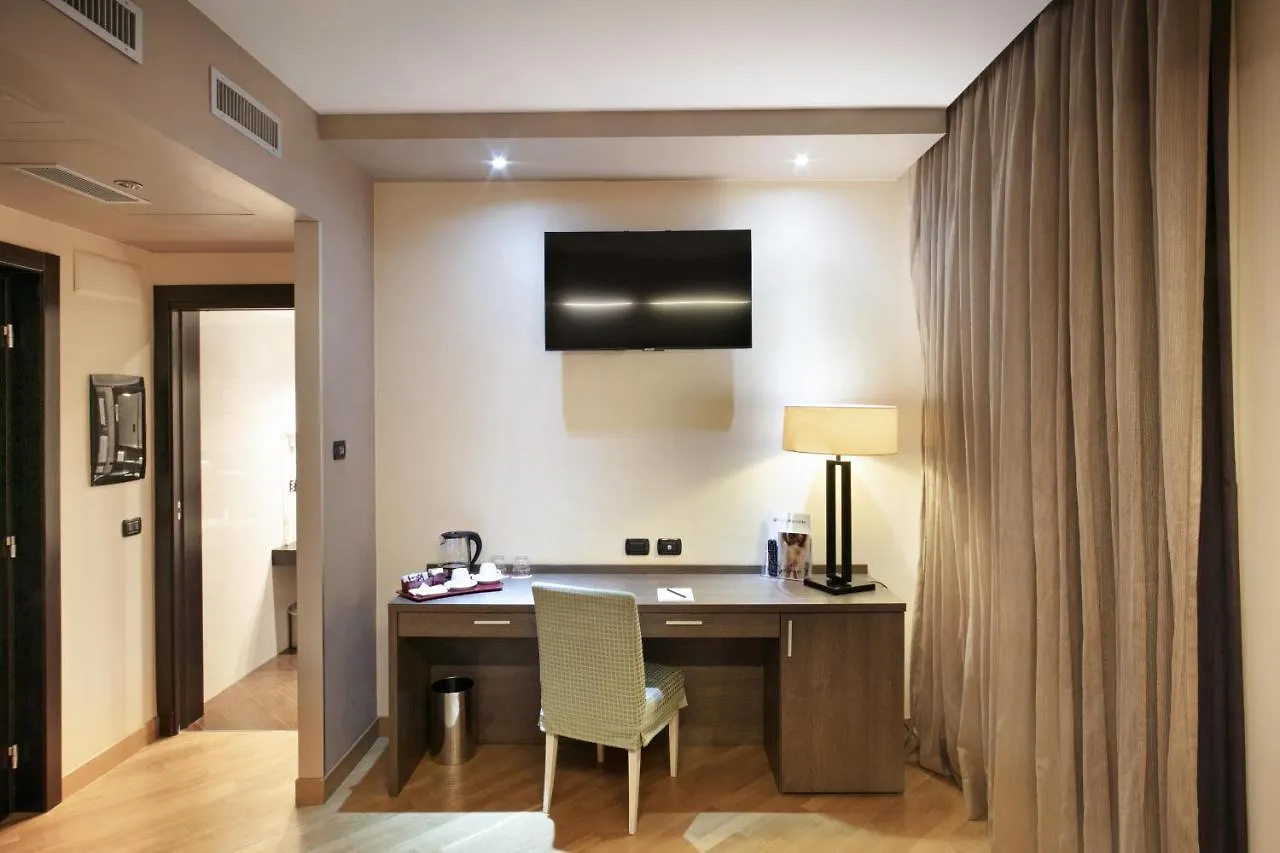 Hotel&Spa Villa Mercede Frascati 4*,  Italia